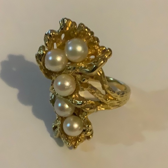 Jewelry - 14k Gold Coral Reef Ring